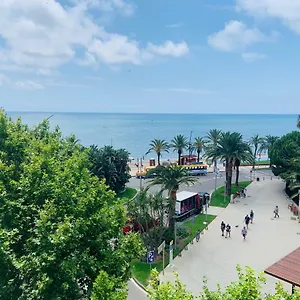apartamento-vela-cambrils-playa.catalonia-hotels.com/